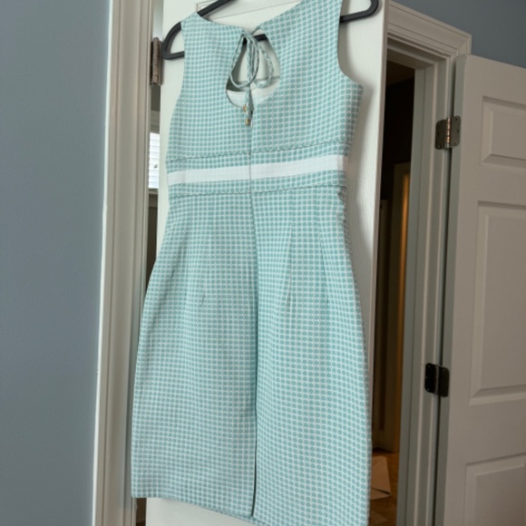 Beautiful Detailed Knee Length Dress - Picture 2 of 2